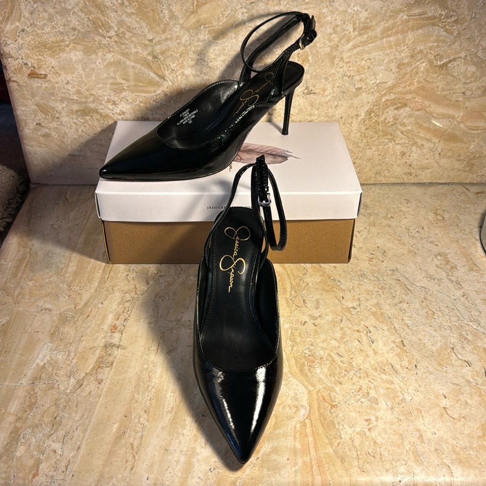 Jessica Simpson Black patent leather Sanjeet heel pumps